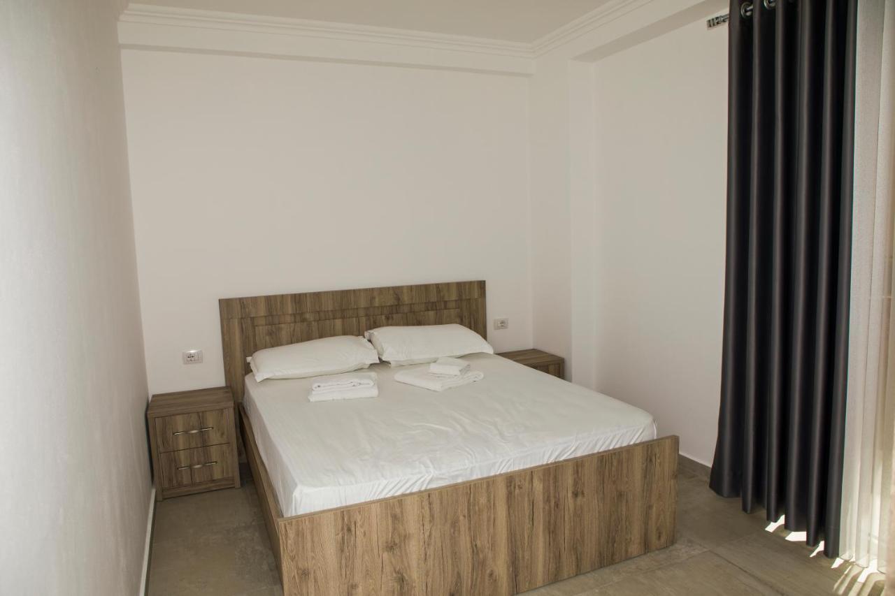 Soluna Apartments Shëngjin Buitenkant foto